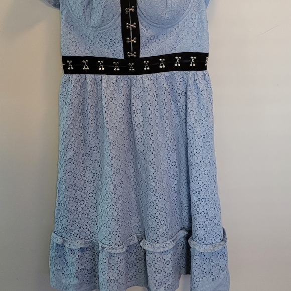 NWT blue bebe Lavine crochet lace dress - Picture 14 of 16